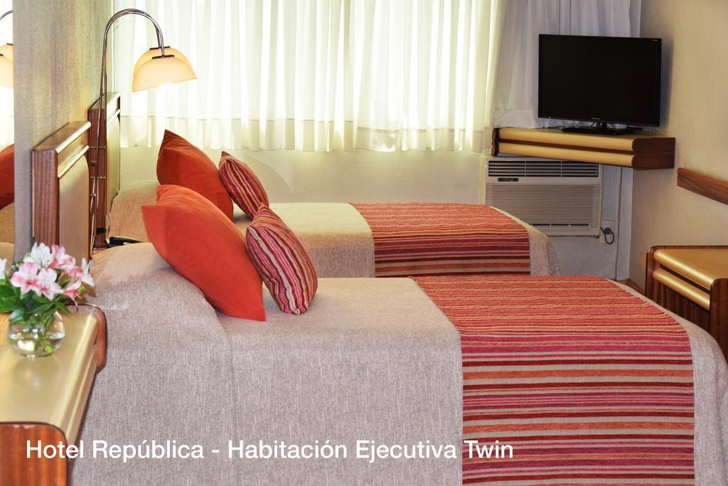 Hotel Solans Republica Rosario Extérieur photo